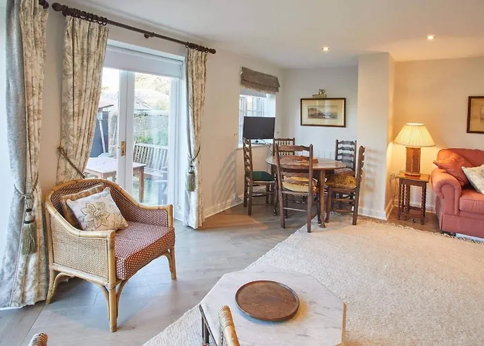 Host & - Tithe * Harrogate